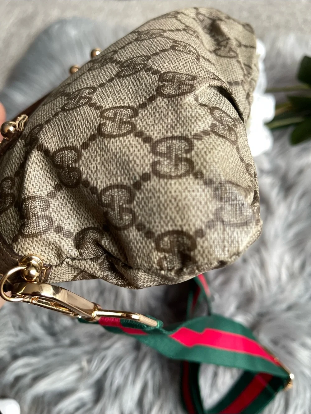 Authentic Gucci vintage GG canvas mini accesory pouch bag 014.89.0032